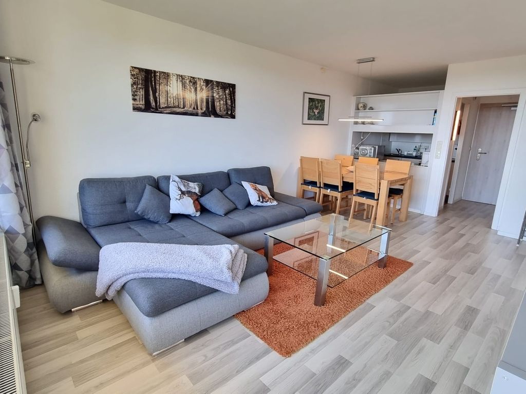 Apartment 544