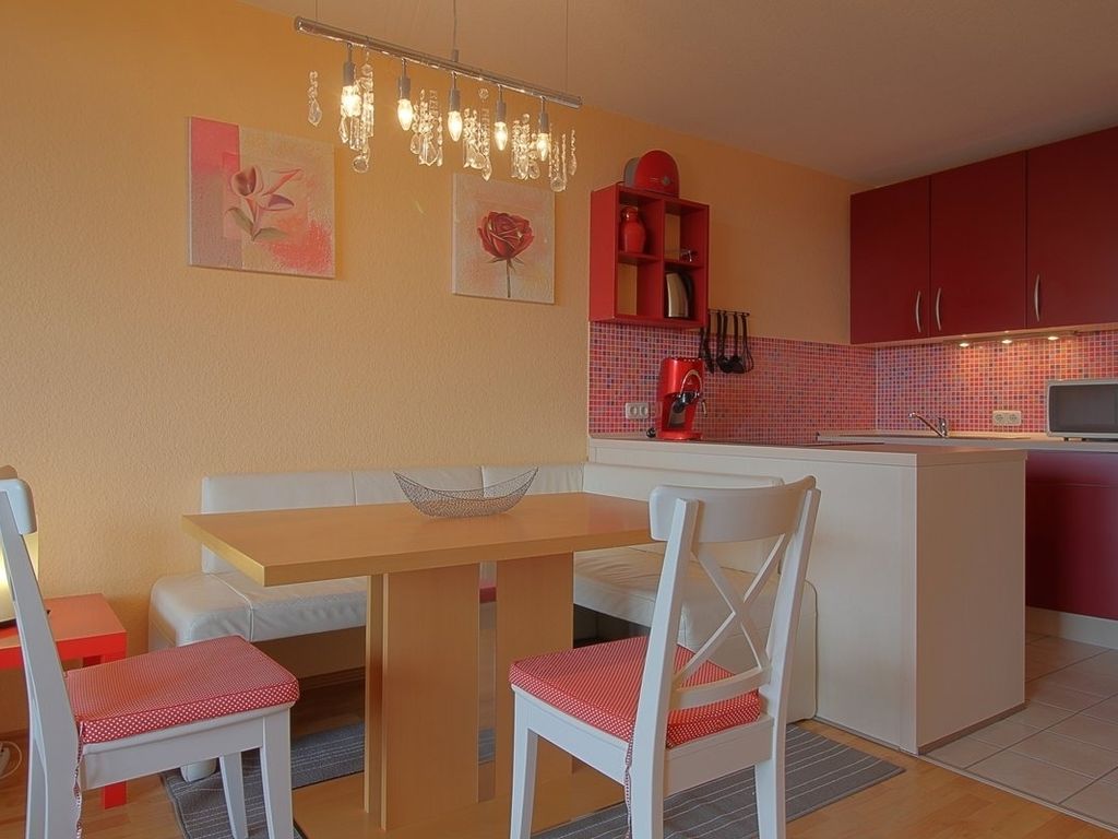 Apartment 551