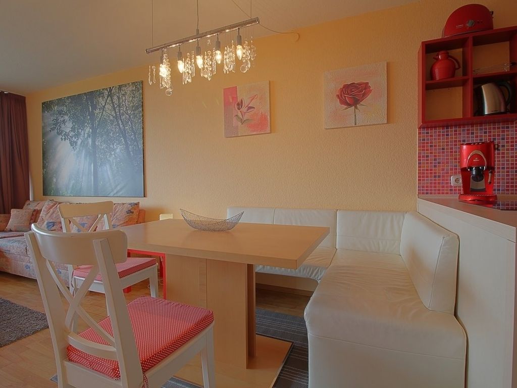Apartment 551