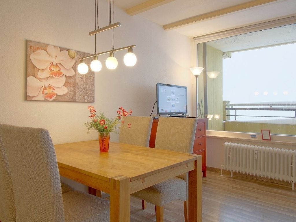 Apartment 570