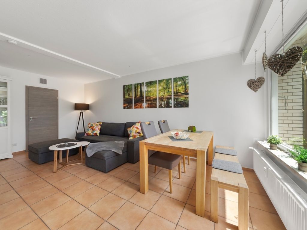 Apartment 611