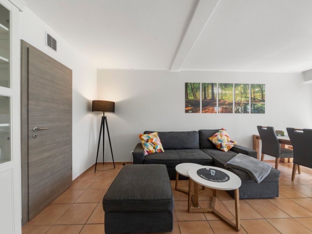 Apartment 611