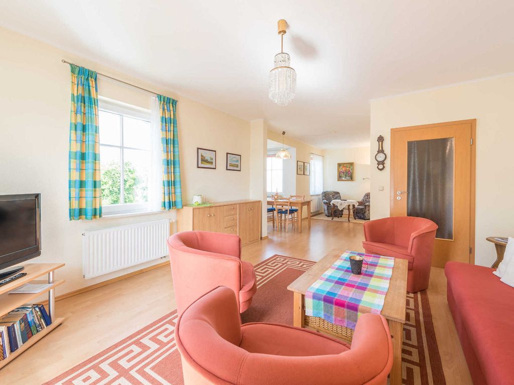 Ferienhaus Kastanienblick - 90587
