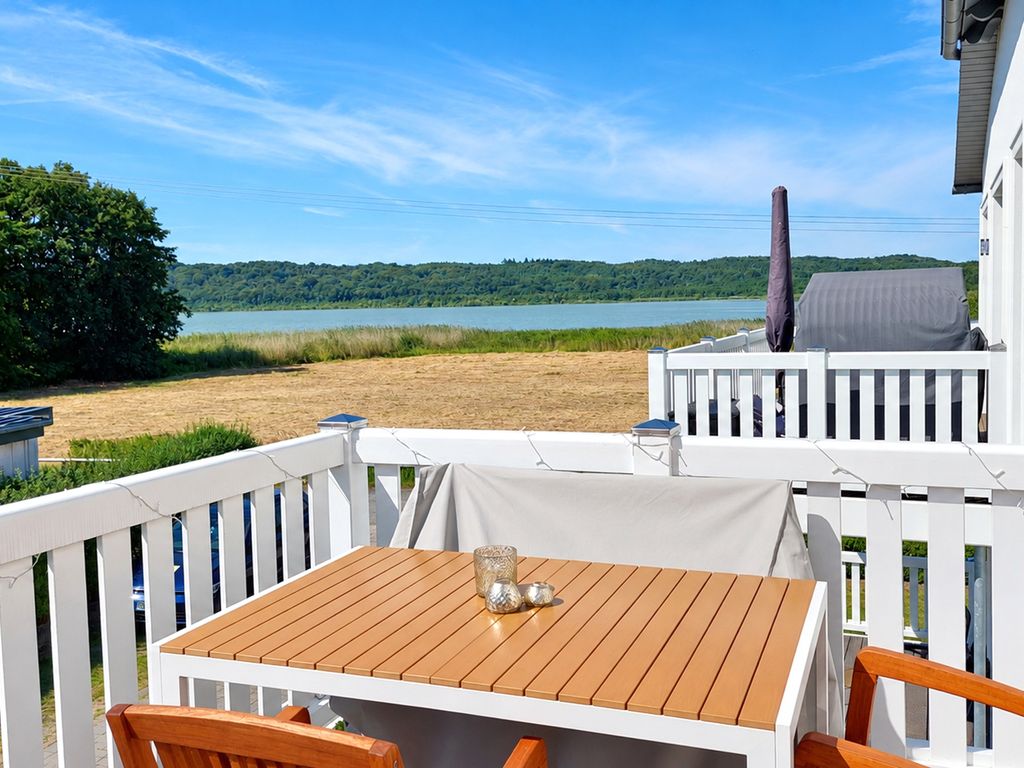 Villen am See - 90937