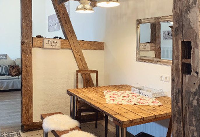 504 Stallgeflüster – Foto 1