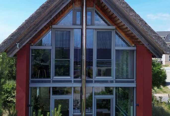 Ostsee - Reetdachhaus Nr. 14 "DasRoteHaus" im Strand Resort – Foto 1