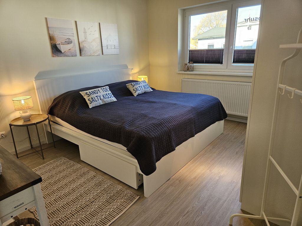 Küstenglück 2: Stylisches Apartment mit Meerblick - 200m zum Strand & Bäcker