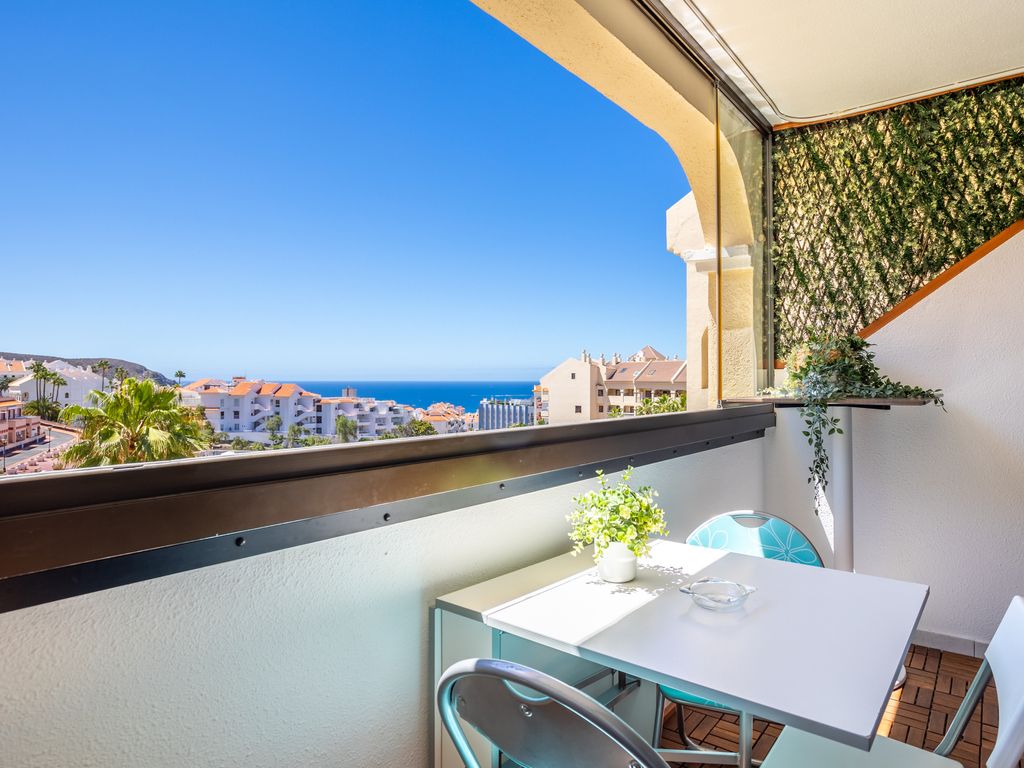 Sonnige Ferienwohnung mit Meersicht in Top-Lage
