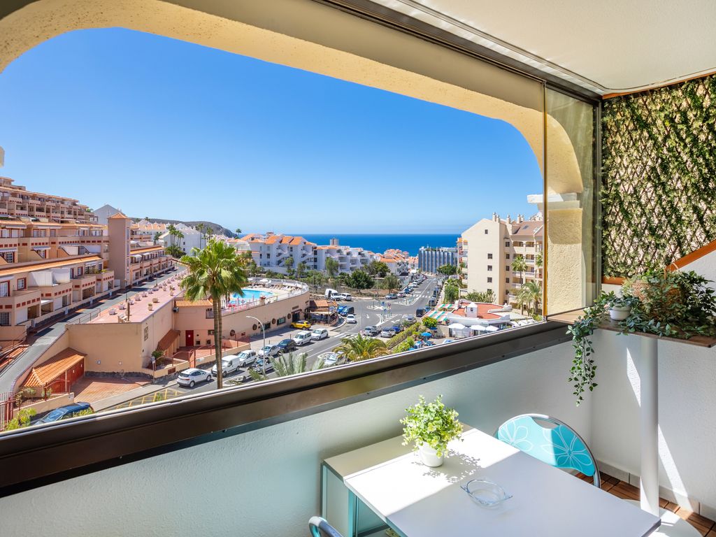Sonnige Ferienwohnung mit Meersicht in Top-Lage