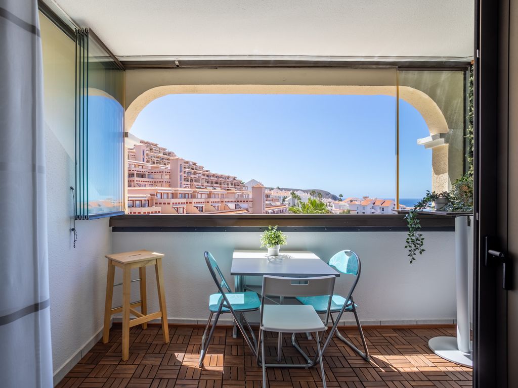 Sonnige Ferienwohnung mit Meersicht in Top-Lage