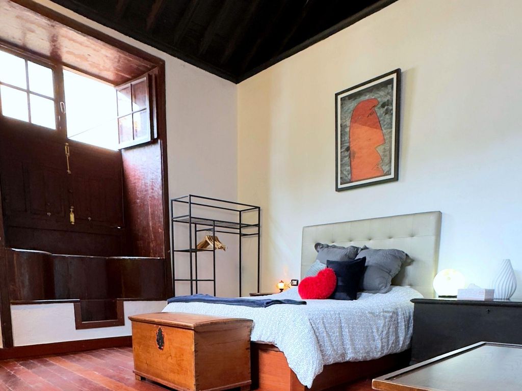 Caleton Gara Suites