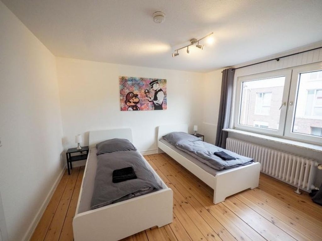 Monteurwohnung für 6 Pers. mit WLAN, Küche & TV – Bad Oldesloe, Nähe Hamburg & Nähe Lübeck - BEKE0702
