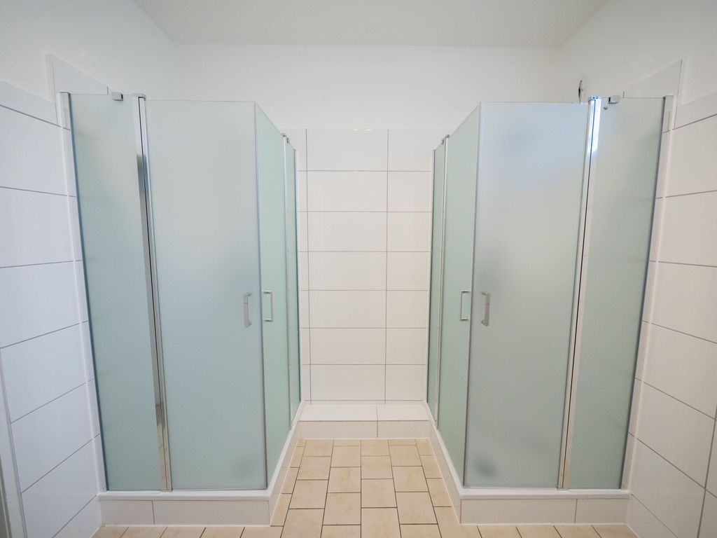 Monteurwohnung für 9 Personen in Gülzow - WLAN, Aufenthaltsraum, Parkplatz, Nähe Hamburg - GWHE1302