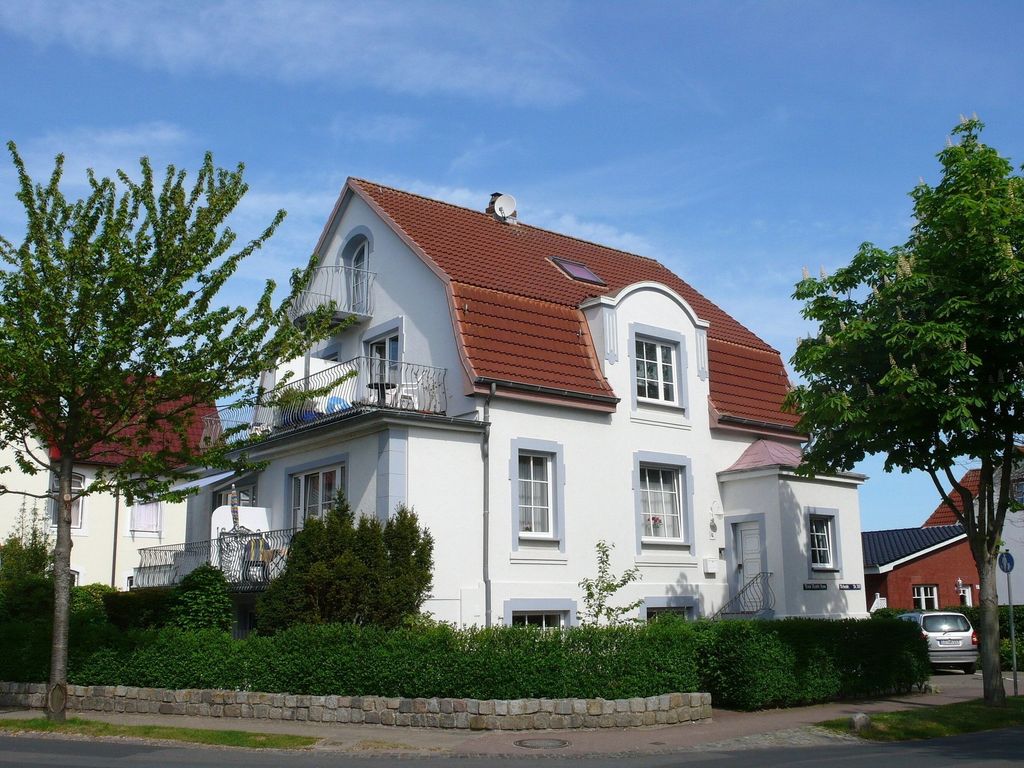 Blanker Hans, Badestraße