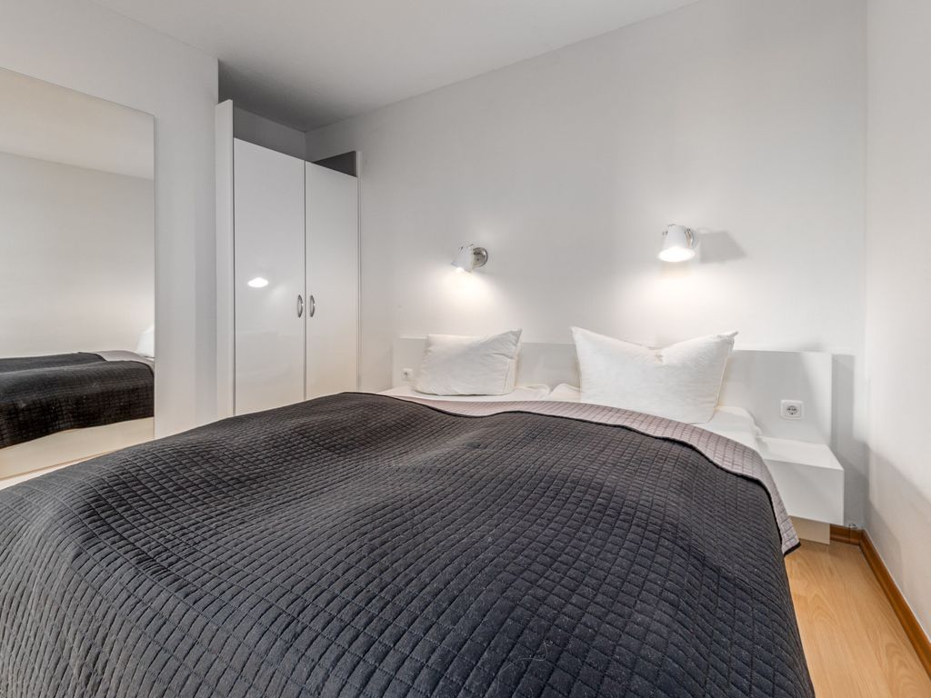 Haus Dorothea, App. 18
