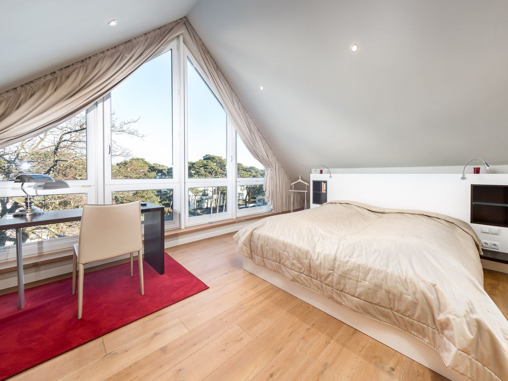 Penthouse "The View"