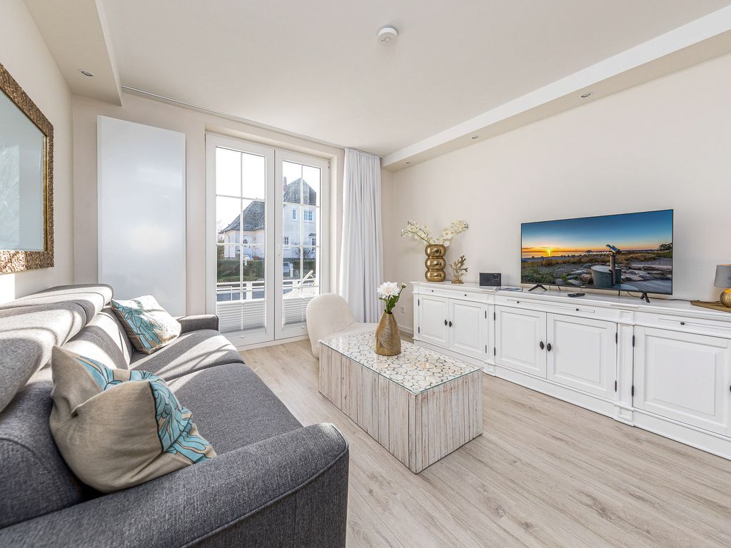 SunSide Apartment #1