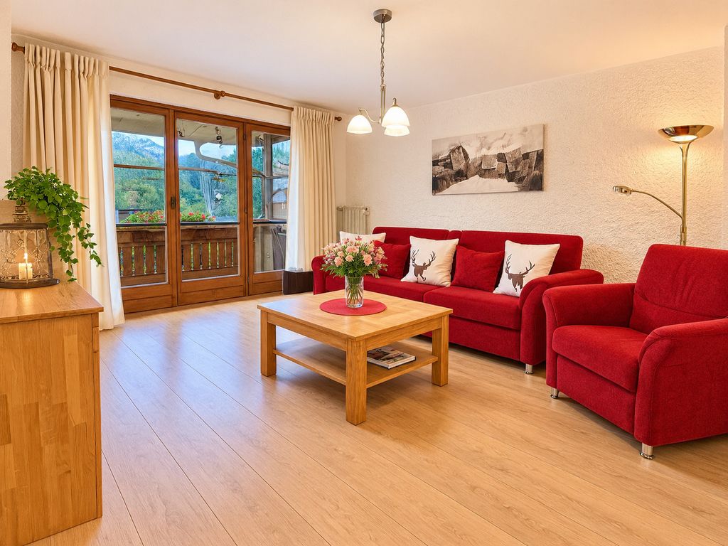 Ruhpolding Ferienwohnung für 4  Personen mit Bergblick, Sauna und Terrasse