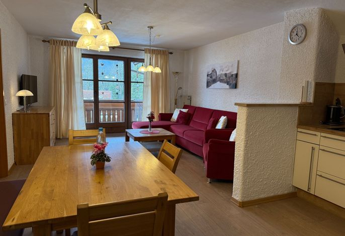 Ruhpolding Ferienwohnung für 4 Personen mit Bergblick, Sauna und Terrasse