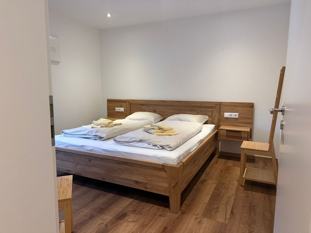 Inzell Ferienwohnung für 3  Personen mit Bergblick, Balkon und Garten