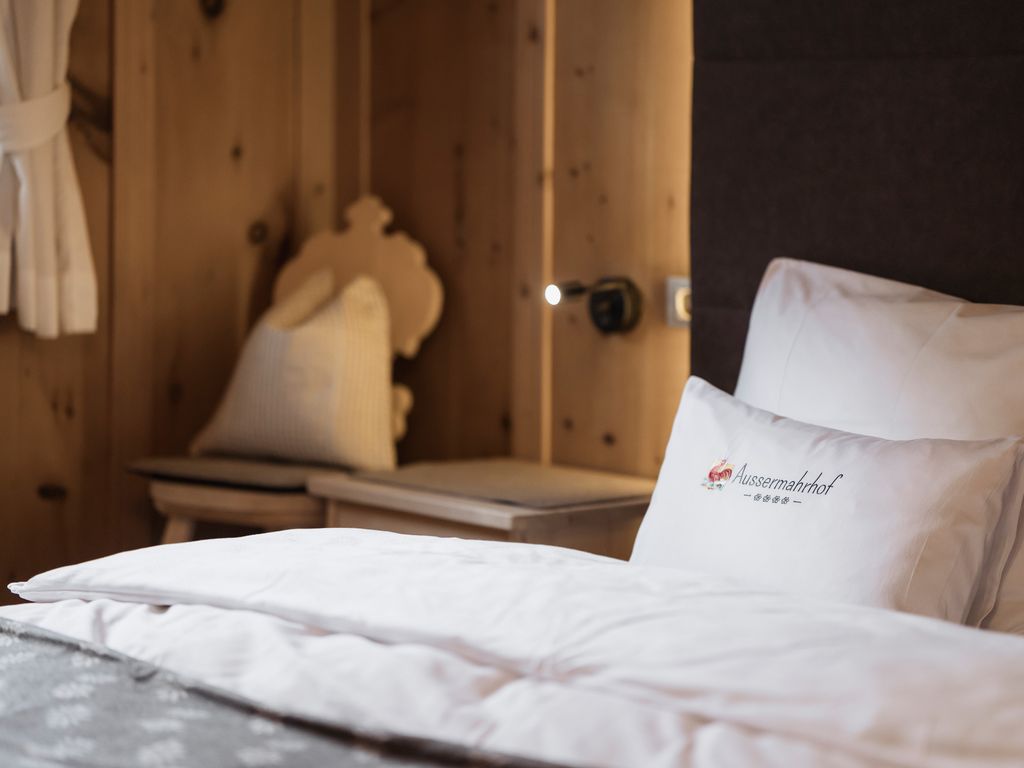Großzügiges Mehrbettzimmer am Bauernhof mit Tieren, Sauna & Frühstück, Rustical