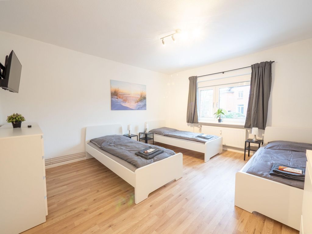 Monteurwohnung für 5 Personen – 1. OG, 5 Betten in Schwarzenbek – SKGE0901