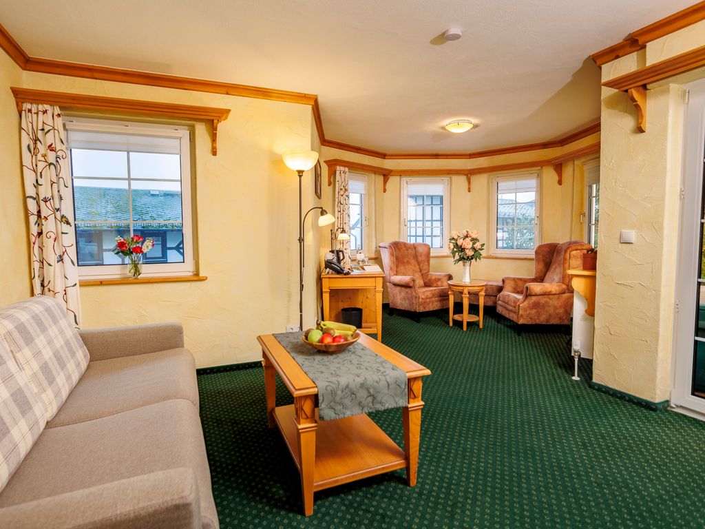 Maria Ruh Apartment No1