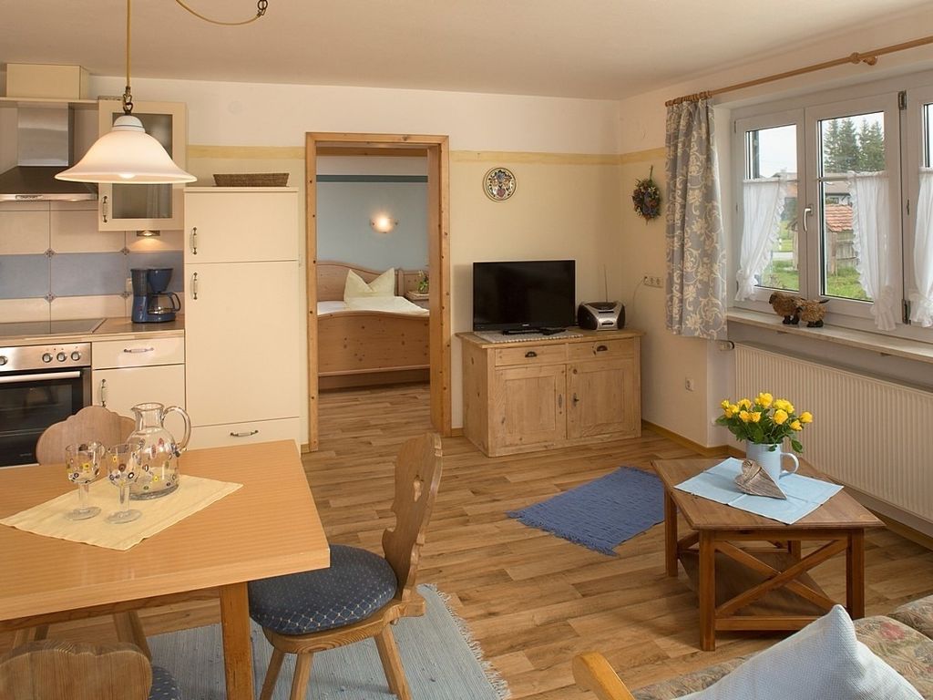 Ferienwohnung Seeblick **** mit zusätzl. Doppelzimmer, Hof Alpenseeblick, Nesselwang/Attlesee/Allgäu