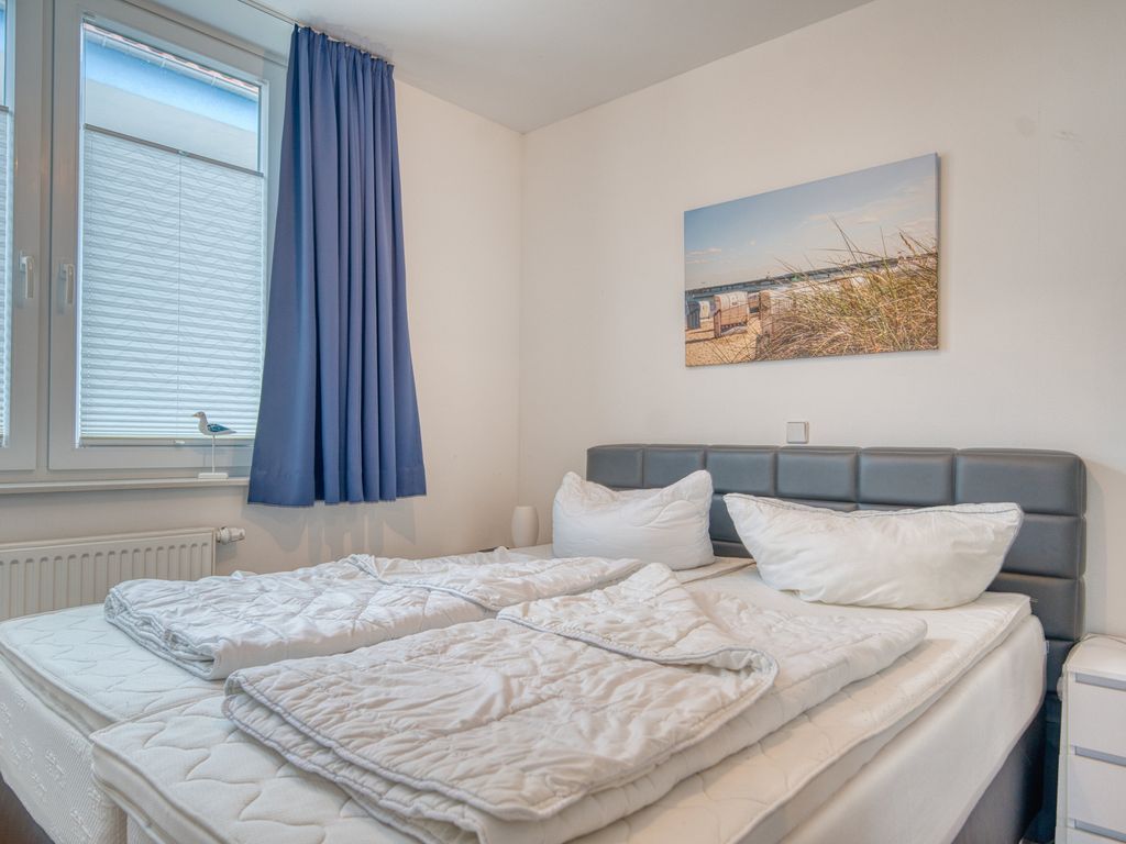Strandpark 13 - Wolkenlos 3, 7SP1303