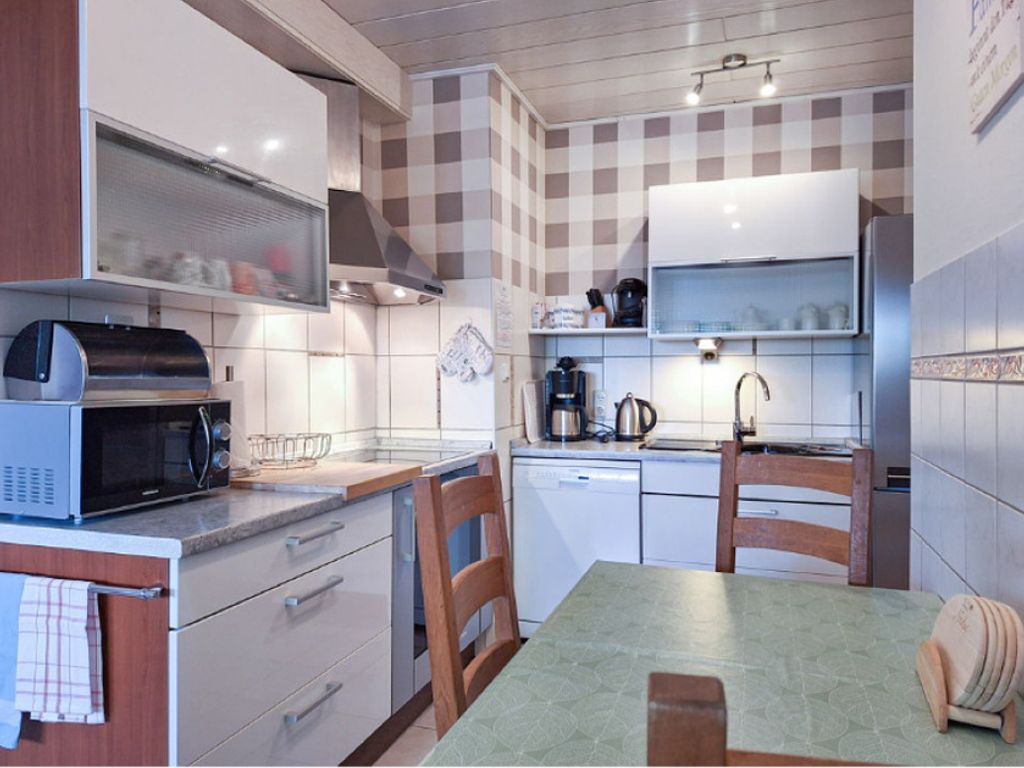 Ferienwohnung Seerose im Haus Seewind nur 800 Meter von der Nordsee entfernt auf 2.800 m² Grundstück