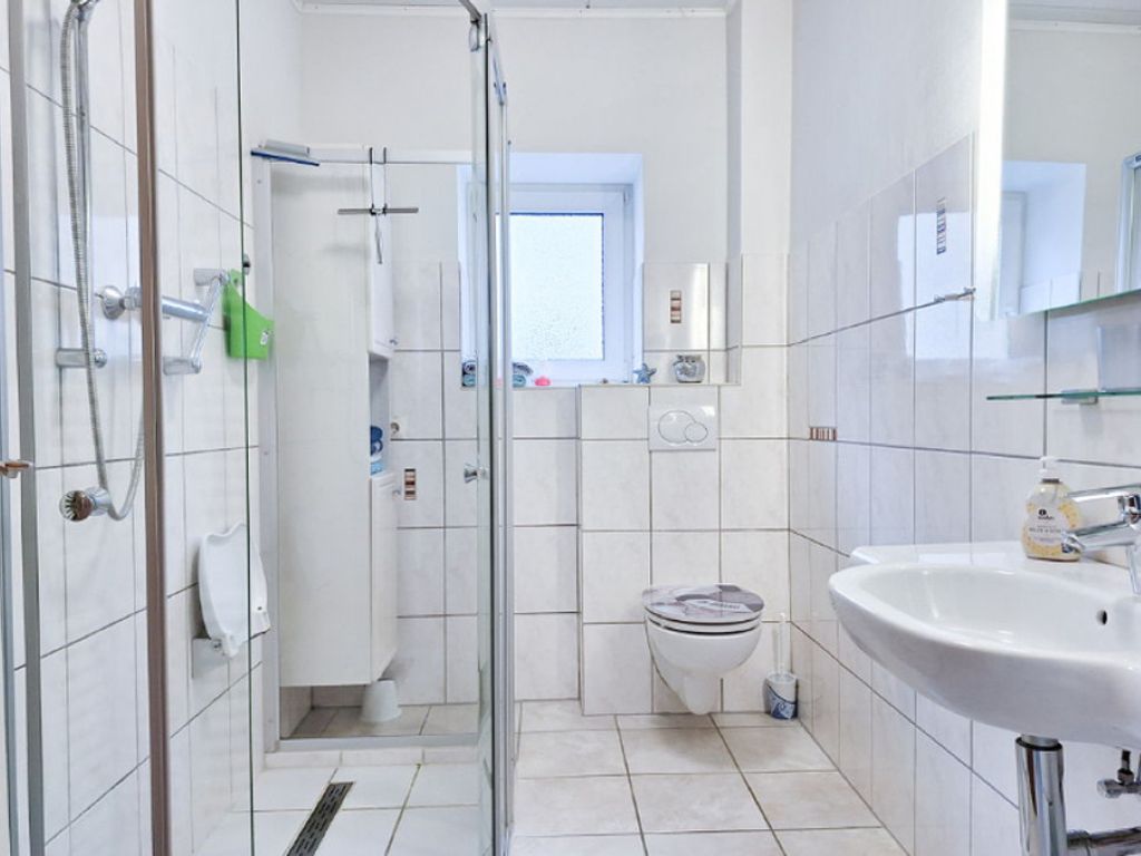 Ferienwohnung Seerose im Haus Seewind nur 800 Meter von der Nordsee entfernt auf 2.800 m² Grundstück