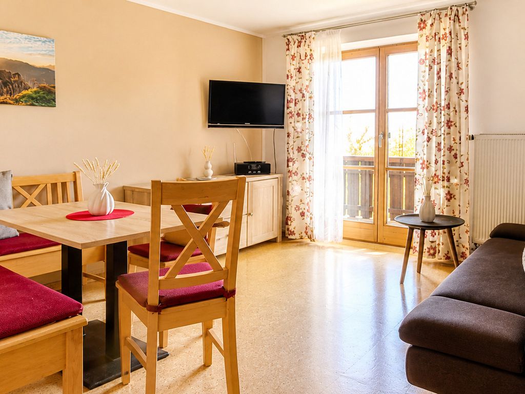 Ferienwohnung Aggenstein ***, Landhaus Linde, Seeg-Enzenstetten im Allgäu, mit Königscard