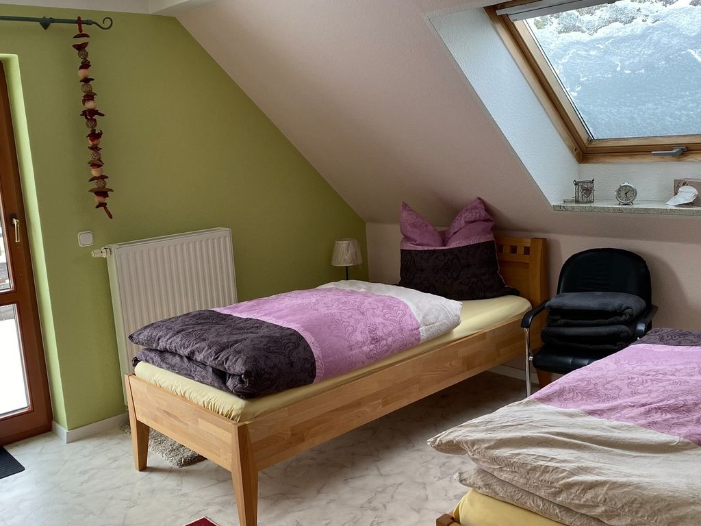 Wohnung im Grünen, Haus Cara, 120 m², 4 Zi, Kü, Bad