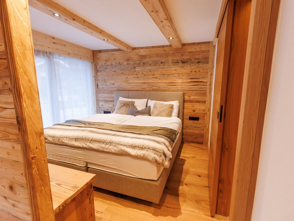 Apartment 2 - Luchs