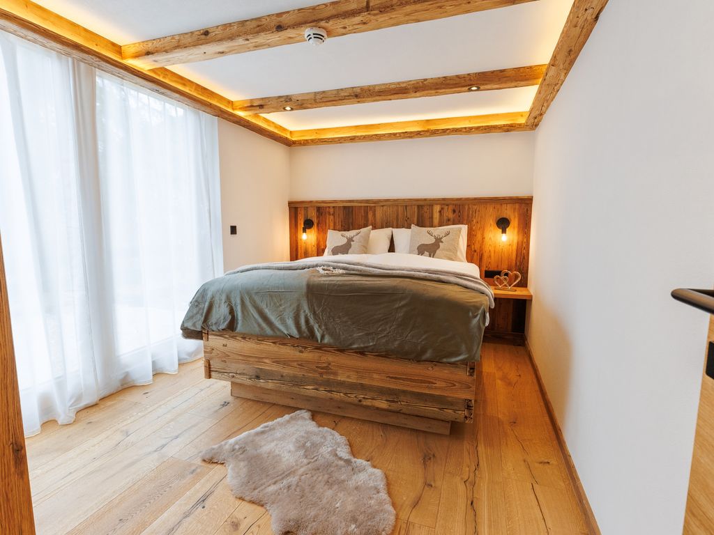 Apartment 5 - Rothirsch