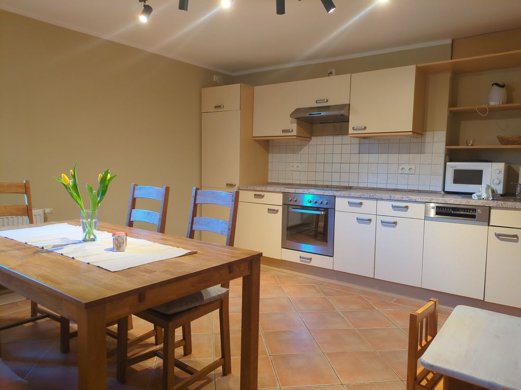 Erdgeschoss, überdachte Terrasse, Familienbett, Holzfußboden