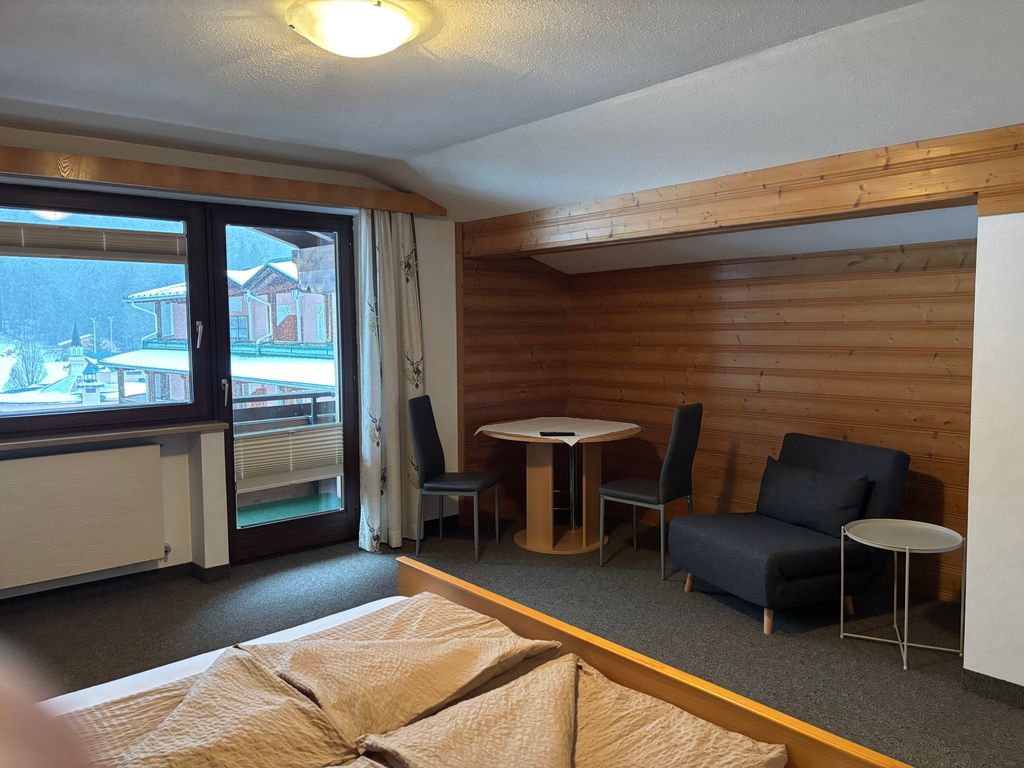 Doppelzimmer mit Frühstück 6