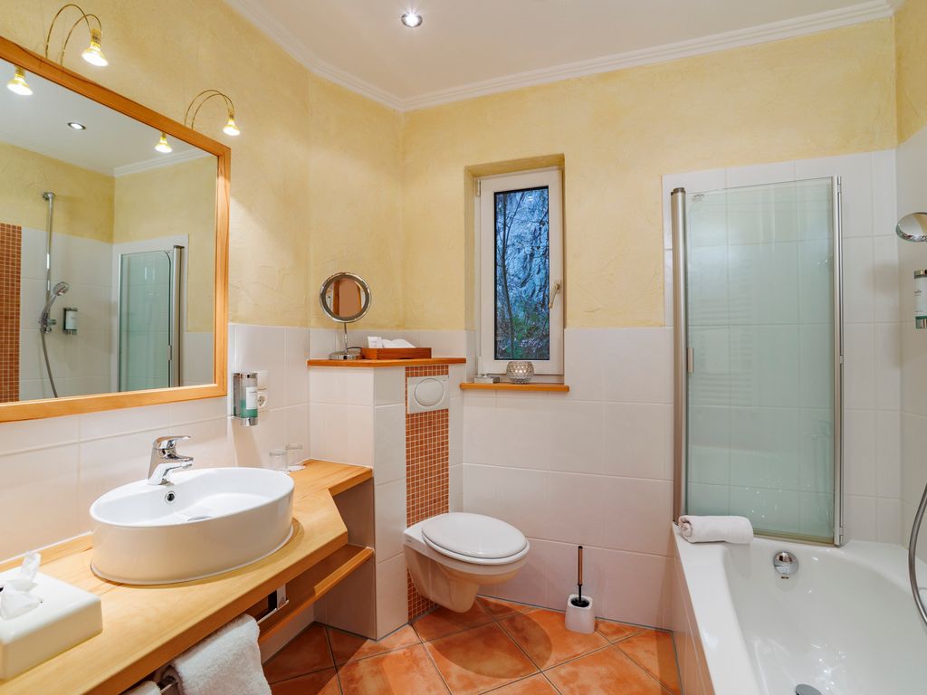 Maria Ruh Apartment No2
