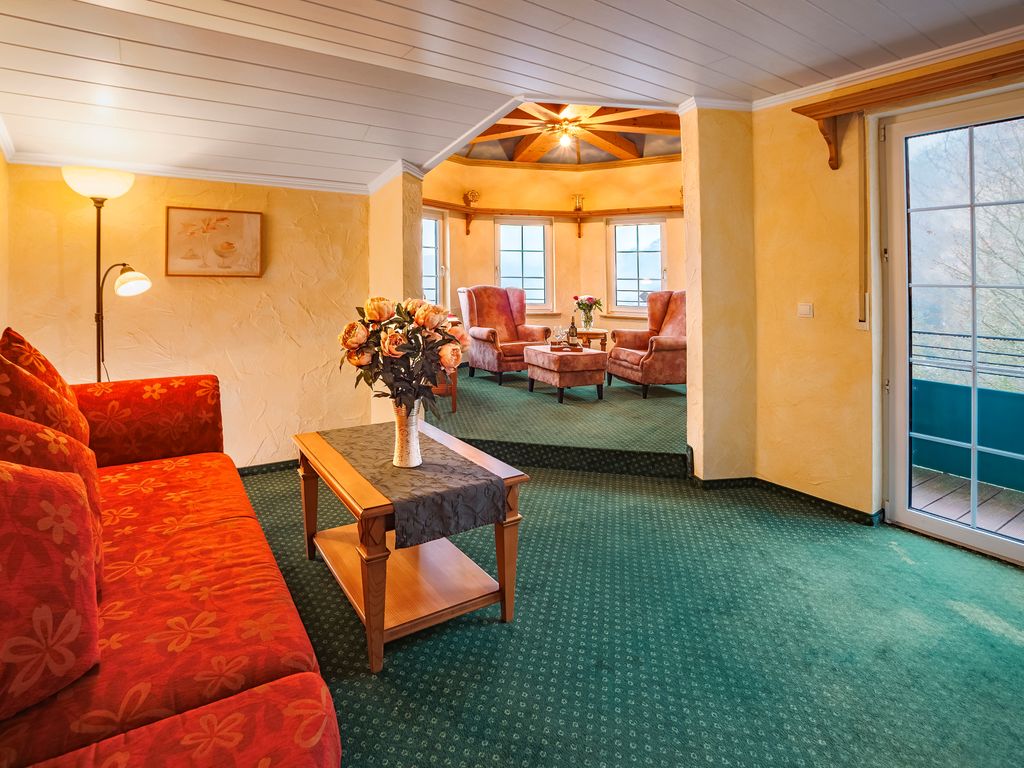 Maria Ruh Apartment No3