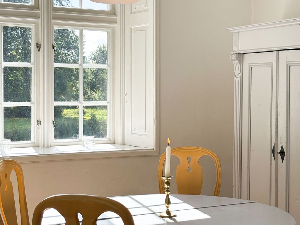 Ferienwohnung Herrenhaus Rechter Seitenflügel III
