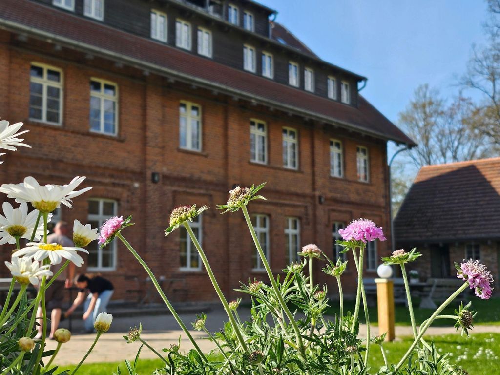 Hotel Bolter Mühle - Fewo Sonnenblumenzimmer