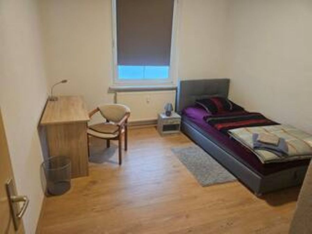 Voll ausgestattete Monteur- Ferienwohnung direkt an der Raffinerie Leuna