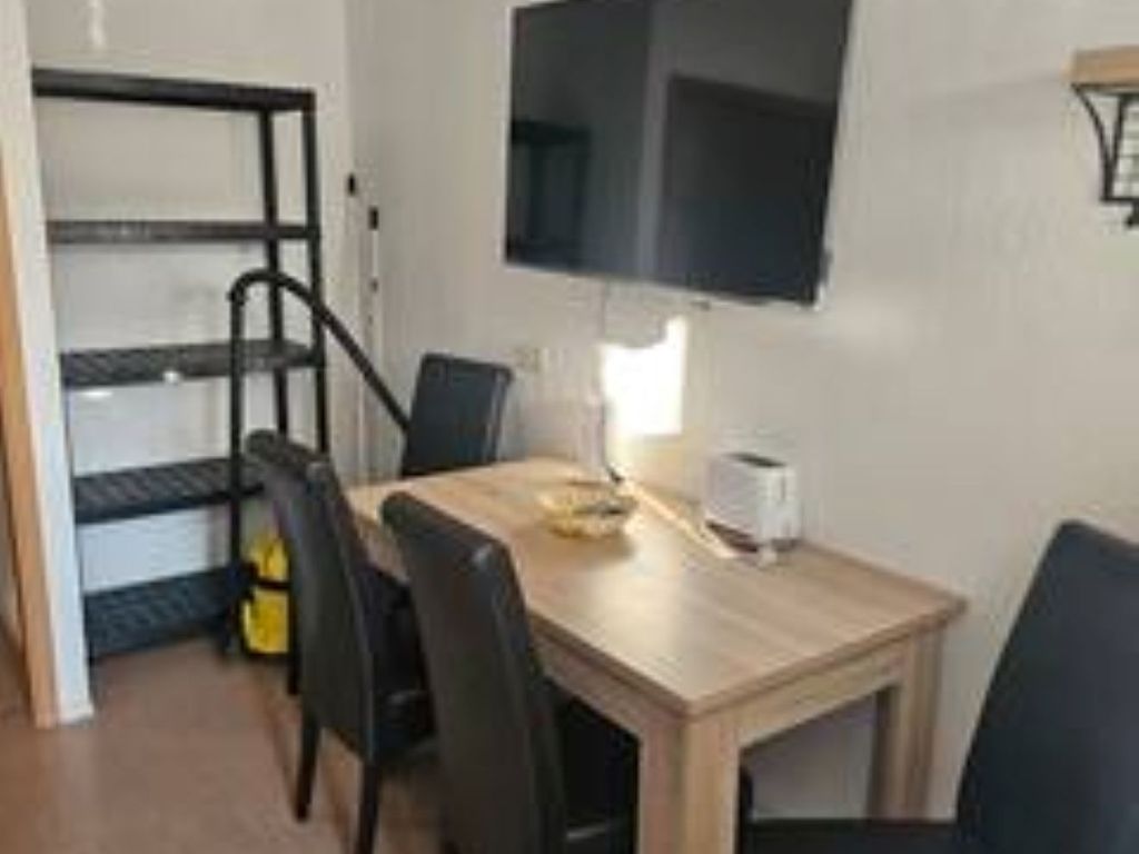 Voll ausgestattete Monteur- Ferienwohnung direkt an der Raffinerie Leuna