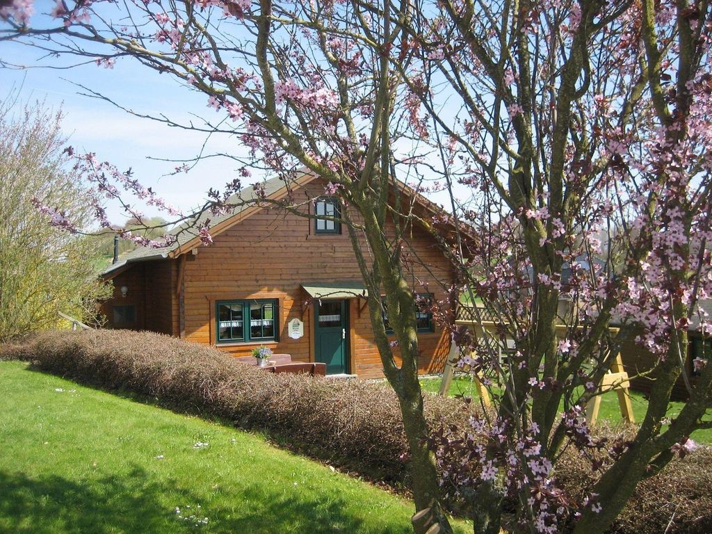 Eifelholzhaus Moritz mit Aussensauna - dein Wohlfühlort in der Eifel