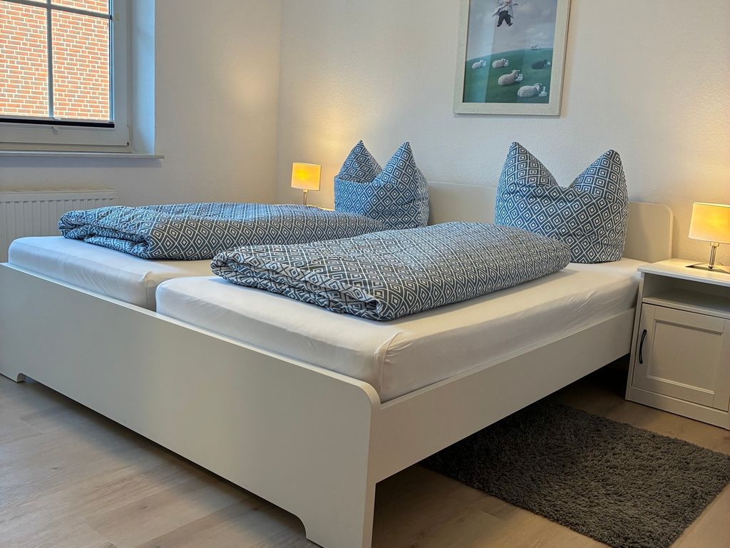Ferienhaus Kluntje im Fischerdorf Ditzum - Parkplatz inklusive