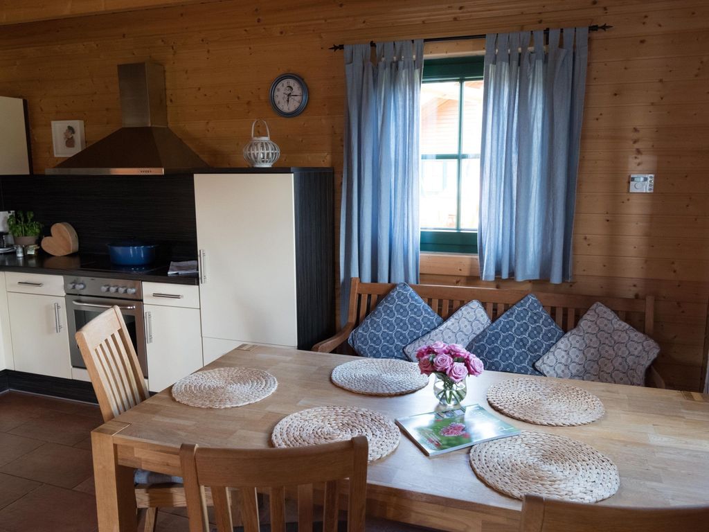 Eifelholzhaus Lehrer Lämpel mit Aussensauna - dein Wohlfühlort in der Eifel