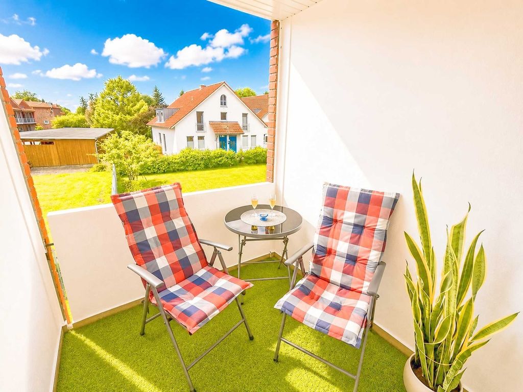 Ferienwohnung Deichgraf  A-18, Nordsee Burhave mit Balkon, Parkplatz, Pool & Sauna, WLAN