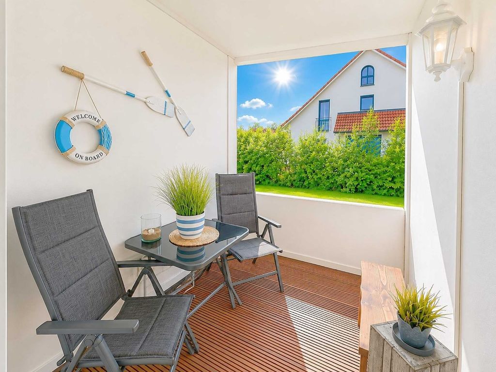 3-Sterne Ferienwohnung Deichgraf  C-3, Nordsee Burhave mit Balkon, Parkplatz, Pool & Sauna, WLAN