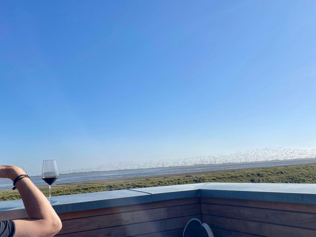 Deichkoje 12 Deck 2 - Traum Ferienwohnung mit Eiderblick und Sauna direkt am Deich Nordsee