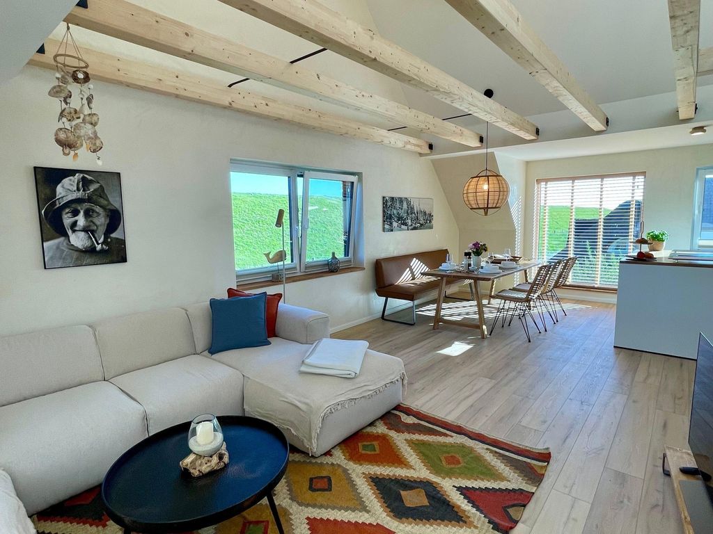 Deichkoje 12 Deck 2 - Traum Ferienwohnung mit Eiderblick und Sauna direkt am Deich Nordsee